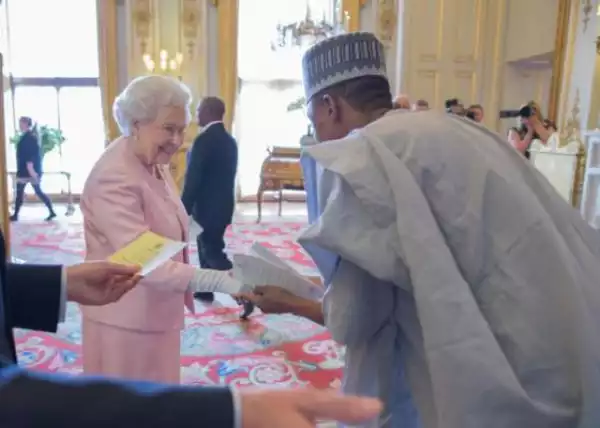 Nigerian Youngster Ahmed Adamu Meets With Queen Of England [See Photos]